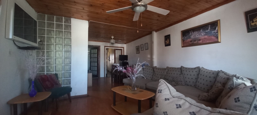 3 Bedroom Property for Sale in Wetton Western Cape